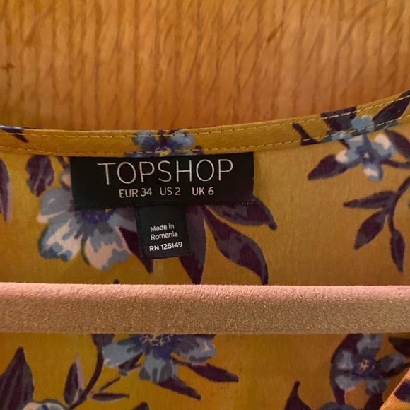 TOPSHOP blouse - Picture 2 of 4